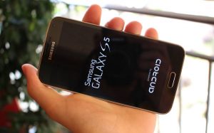 Samsung Galaxy cell phone